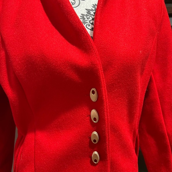 Women’s Christmas Red Blended Wool Dress Long Gold Button Up Coat Size 6 - Picture 2 of 2